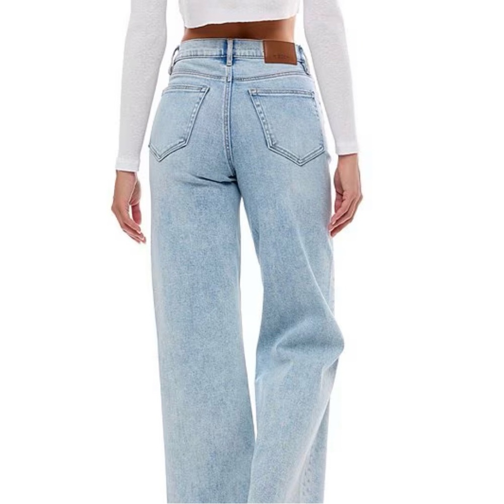 Hidden Jeans - Picture 2 of 6